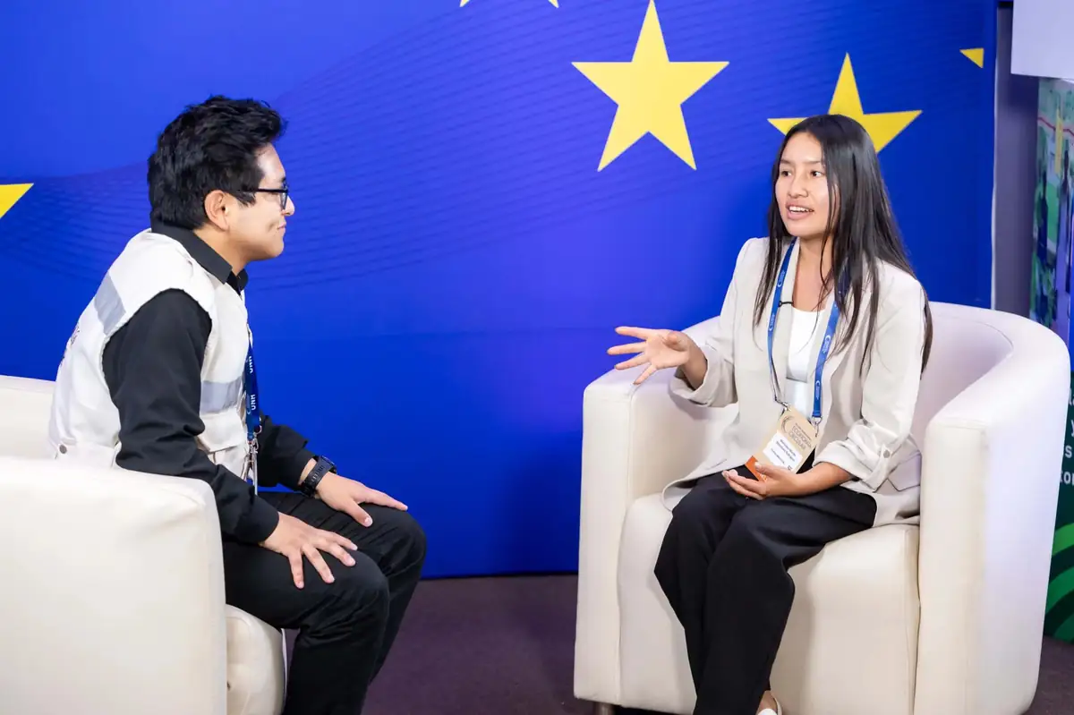 Entrevista y diálogo juvenil